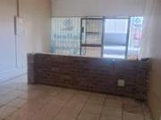 commercial shop to let