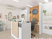 Commercial Space for Lease Ideal for Beauty Shop or...