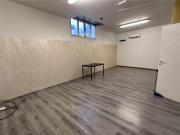 COMMERCIALE VIA MONTANARA CENTRO 7 vani 190mq