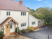 Common View, Bumbles Green, 4 Bedroom Semi detached