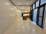 Commuter Friendly Luxury: 3BR Modern Townhouse in East...