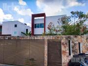 CÓMODA CASA AMUEBLADA EN RENTA EN IXLOLBE, CAMPECHE