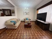 Cómoda casa con 5 habitaciones, lista para mudarse
