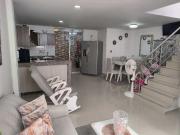 Cómoda casa de dos niveles en el barrio Olaya