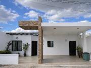 Cómoda casa de una planta en RENTA en Pinos del Norte