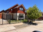 Cómoda casa en barrio residencial