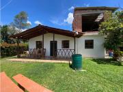 Cómoda casa finca para arriendo en Rionegro