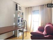 Cómoda habitación en alquiler en apartamento de 2...
