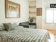 Cómoda habitación en alquiler en apartamento de 6...