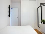 Cómoda habitación en alquiler en apartamento de 6...