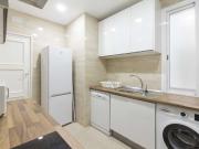 Cómoda habitación para alquilar en apartamento de 7...