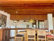 Comoda Villa en Venta con Vista al Lago y Alberca en...