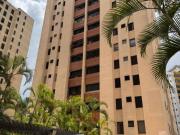 Cómodo apto de 85 m². ¡Tu oportunidad en Lomas del vila!