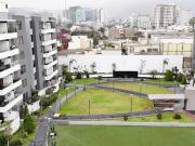 Cómodo Dpto. 1er Piso c/ jardín en Cond Paseo Monterrico...