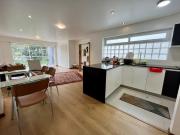 CÓMODO Y LUMINOSO DEPARTAMENTO DUPLEX CON UBICACIÓN...