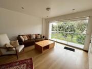 CÓMODO Y LUMINOSO DEPARTAMENTO FRENTE A PARQUE EN LA...