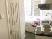 Compact Studio Flat £750 PCM All Bills incl
