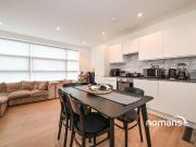 Compass Court, The Boulevard, Cain Road RG12, 2 bed flat...