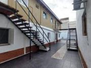 COMPLEJO DE 11 DPTOS EN VENTA! A METROS DE AVENIDA...