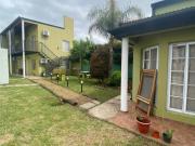 Complejo de 6 unidades con pileta, San José