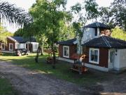 Complejo de SEIS cabañas y piscina a 5 minutos de la...