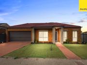 COMPLETE FAMILY LIVING IN THE HEART OF MELTON