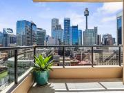 COMPLETELY RENOVATED, HIGH SPEC FINISHES, PREMIERE MID...