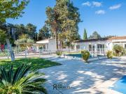 Complexe immobilier à dix minutes du Pont Du Gard