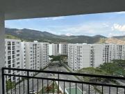 Compra apartamento con vista a las montañas en el piso...