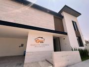 COMPRA CASA CON 4 HABITACIONES EN PRIVADA RESIDENCIAL