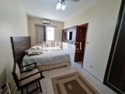 Compra casa sobreposta no campo grande