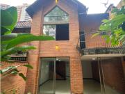 COMPRA ESTA HERMOSA CASA EN VENTA EN SURAMERICA MUY PRIVADA