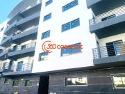 Comprar apartamento T3 novo com piscina e garagem em Olhão