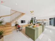 Computer World, 15 Eglinton Street