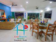 Con 3 recámaras y terraza con vista a la bahía