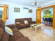 CON LICENCIA VACACIONAL