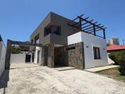 Concón, amplia casa 5 dormitorios, 500 M2 terreno
