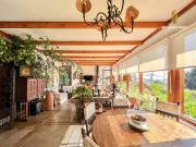 CONCÓN. VENTA CASA VISTA AL MAR CON JARDÍN Y PISCINA