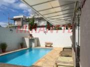 Cond. fechado de 180m² com 3 quartos