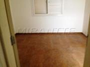 Cond. fechado de 60m² com 2 quartos