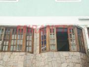 Cond. fechado de 90m² com 3 quartos
