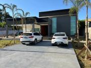 Cond. Residencial das Palmeiras piscina com...