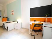 Condiviso/Compagno Di Stanza 1 camere da letto, Bologna... Condiviso/Compagno Di Stanza 1 camere da letto, Bologna...