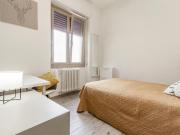 Condiviso/Compagno Di Stanza 1 camere da letto, Sassari...