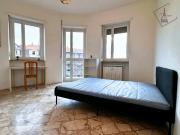 Condiviso/Compagno Di Stanza 1 camere da letto, Turin...