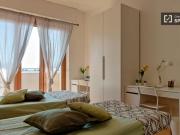 Condiviso/Compagno Di Stanza 2 camere da letto, Milan...