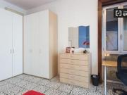 Condiviso/Compagno Di Stanza 2 camere da letto, Milan...