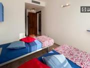 Condiviso/Compagno Di Stanza 2 camere da letto, Milan...