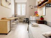 Condiviso/Compagno Di Stanza 2 camere da letto, Milan...