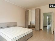 Condiviso/Compagno Di Stanza 2 camere da letto, Milan...